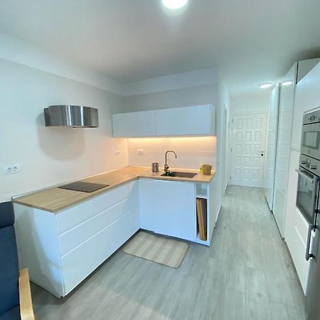 Estudio En Los Cristianos. Ubicacion Ideal. Arona  Luaran gambar