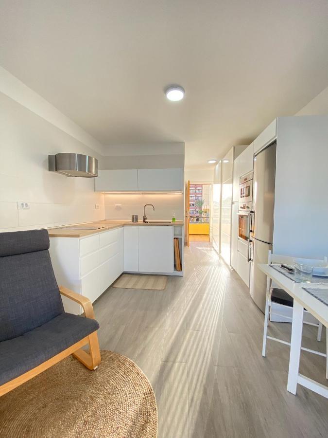 Estudio En Los Cristianos. Ubicacion Ideal. Arona  Luaran gambar