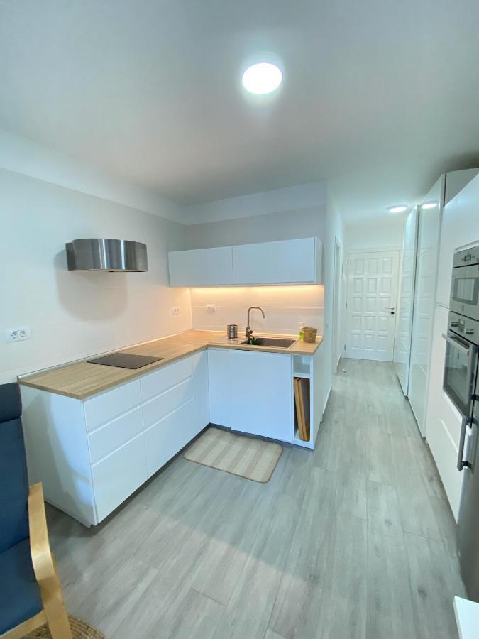 Estudio En Los Cristianos. Ubicacion Ideal. Arona  Luaran gambar